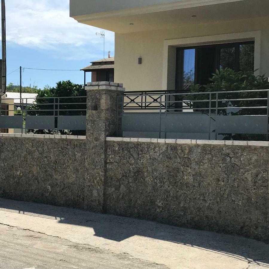The Little Prince Luxury Suites Ypsos Exterior foto